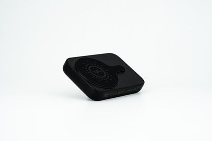 Magnetic Wireless Fast-Charging Powerbank